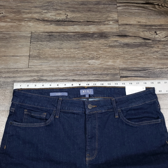 Nydj skinny lift tuck slim jeans - Picture 14 of 16